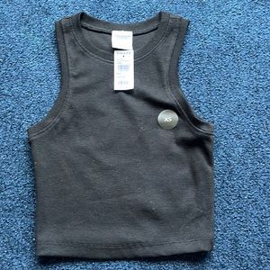 Tilly’s high neck crop tank, color black, size XS